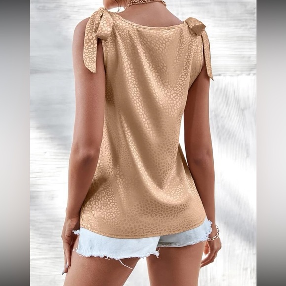 Boho Leopard Print Satin Sleeveless Blouse - Picture 14 of 16